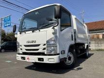 2016 Isuzu Elf Truck