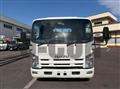 2014 Isuzu Elf Truck
