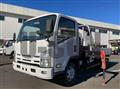 2010 Isuzu Elf Truck
