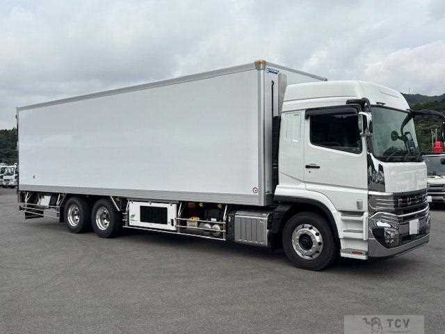 2025 Mitsubishi Fuso Super Great