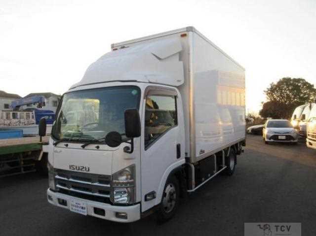 2013 Isuzu Elf Truck
