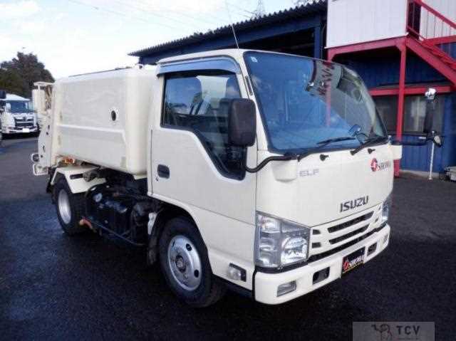 2016 Isuzu Elf Truck