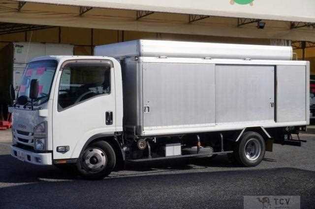 2018 Isuzu Elf Truck