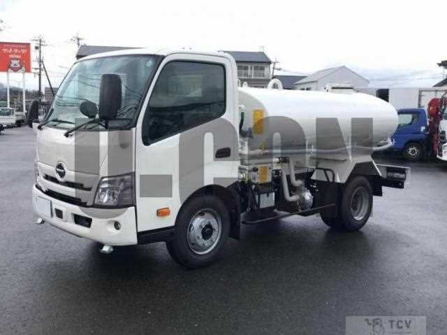 2025 Hino Dutro