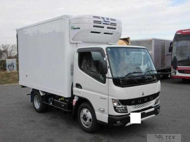 2025 Mitsubishi Fuso Canter