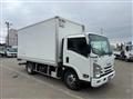 2020 Isuzu Elf Truck