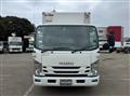 2020 Isuzu Elf Truck