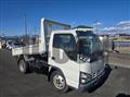 2005 Isuzu Elf Truck