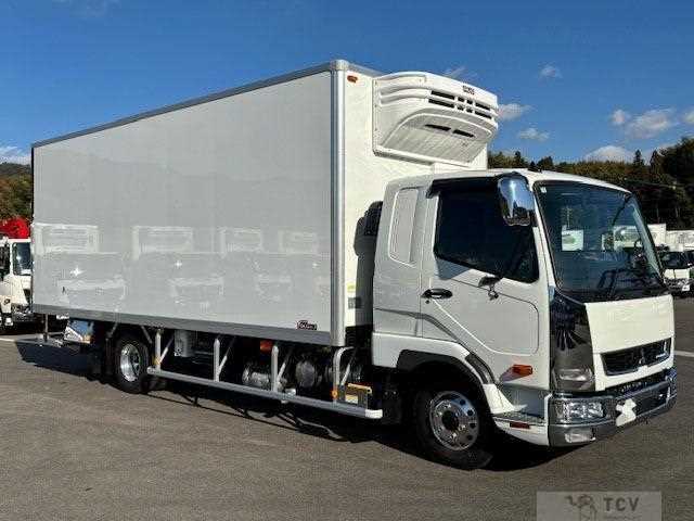 2025 Mitsubishi Fuso Fighter