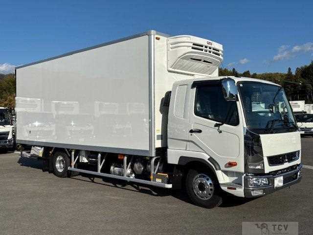 2025 Mitsubishi Fuso Fighter