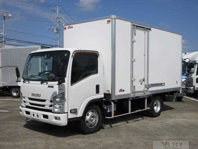 2016 Isuzu Elf Truck