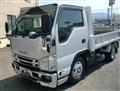 2020 Isuzu Elf Truck