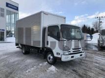 2020 Isuzu Elf Truck