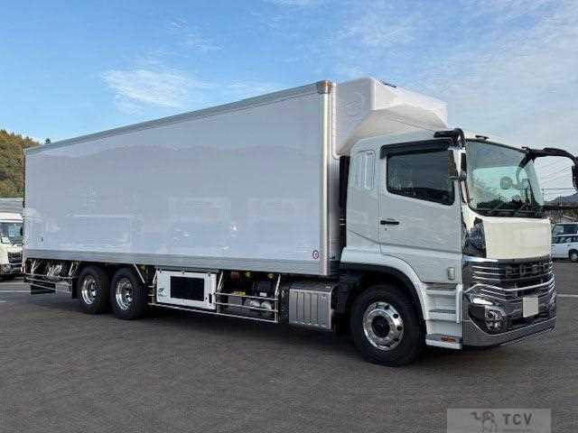 2025 Mitsubishi Fuso Super Great