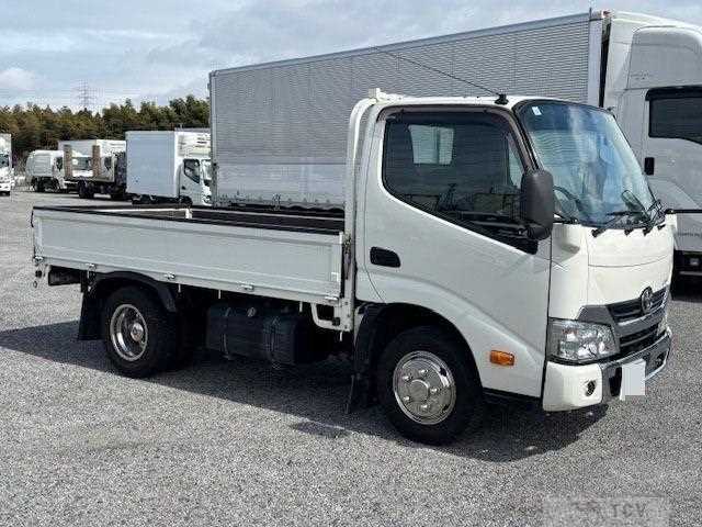 2016 Toyota Dyna Truck