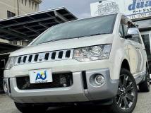 2017 Mitsubishi Delica D5