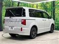 2019 Mitsubishi Delica D5