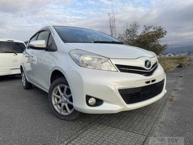 2013 Toyota Vitz