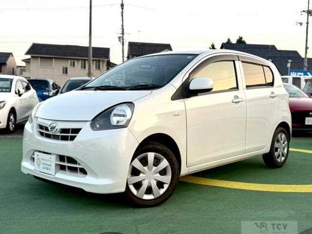 2011 Daihatsu Mira