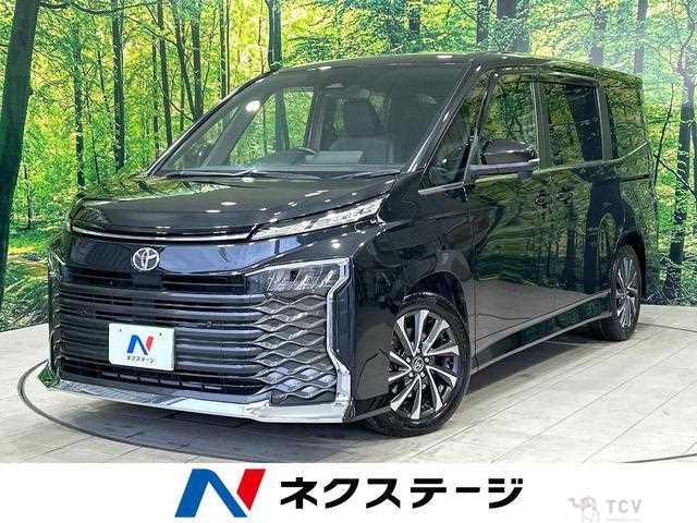 2022 Toyota Voxy