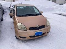 2004 Toyota Vitz