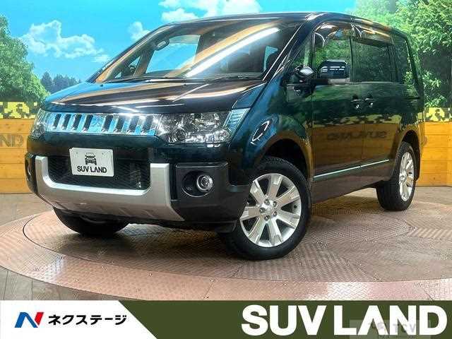 2017 Mitsubishi Delica D5