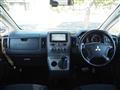 2011 Mitsubishi Delica D5