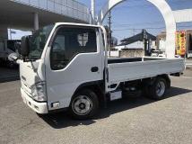 2013 Isuzu Elf Truck