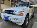 2000 Mitsubishi Pajero