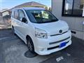 2009 Toyota Voxy