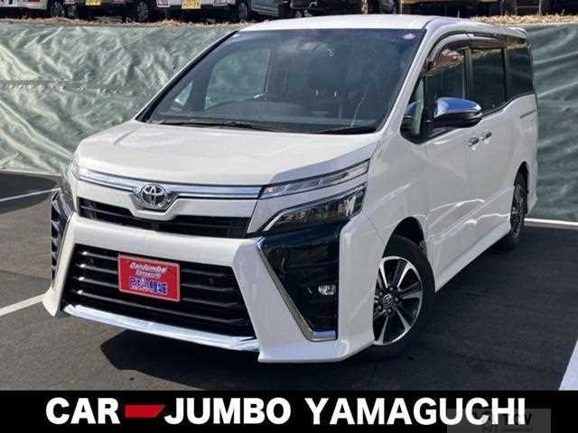 2020 Toyota Voxy