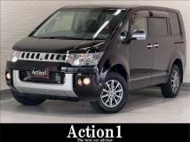 2015 Mitsubishi Delica D5