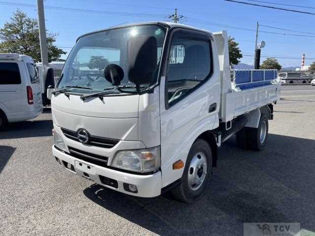 2015 Hino Dutro