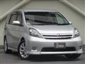 2010 Toyota Isis