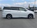 2012 Nissan Elgrand