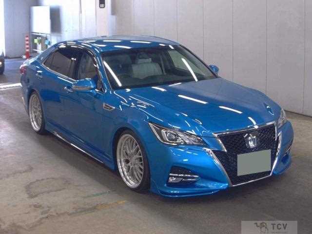 2016 Toyota Crown Hybrid