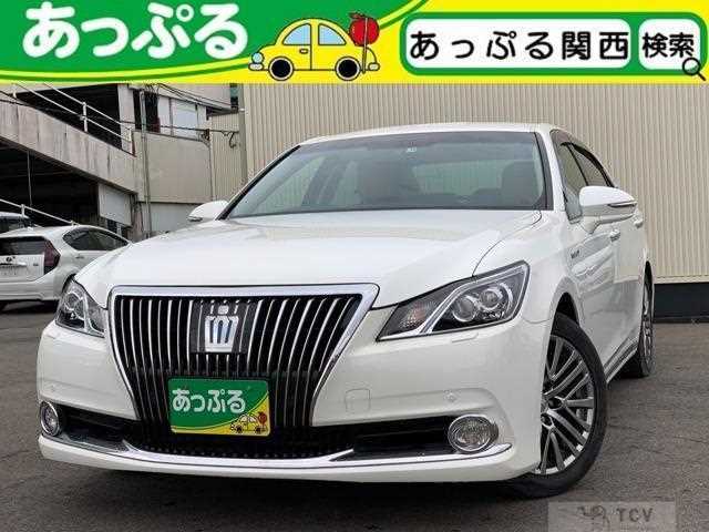 2013 Toyota Crown Majesta