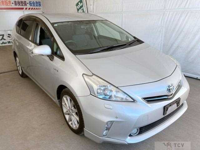 2012 Toyota PRIUS α