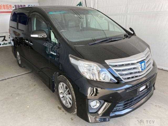 2013 Toyota Alphard Hybrid