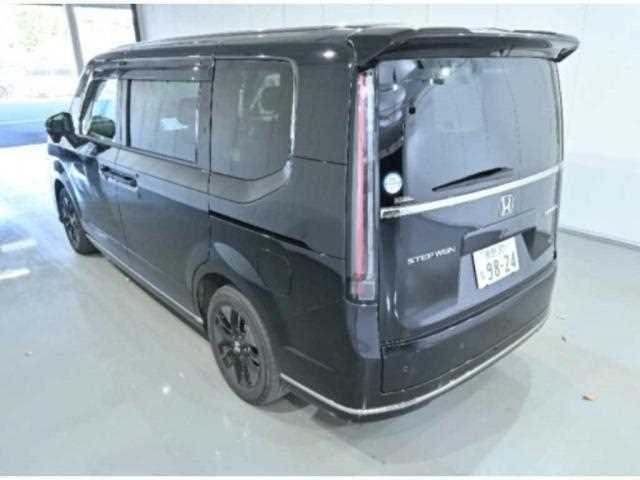 Honda Step WGN 2023 — миниатюра 3