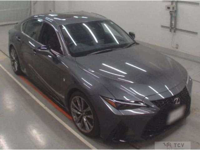 2020 Lexus IS