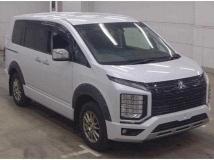 2022 Mitsubishi Delica D5