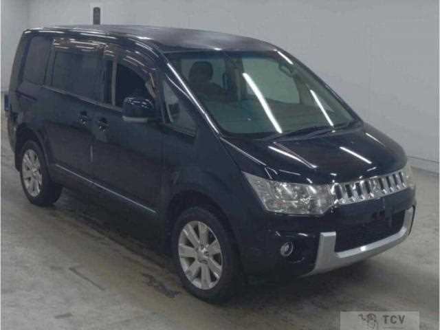 2010 Mitsubishi Delica D5