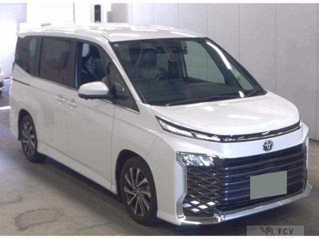 2025 Toyota Voxy