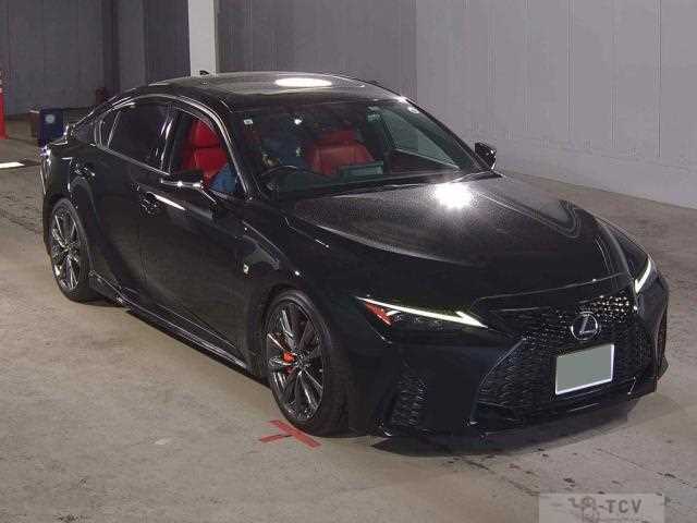 2021 Lexus IS