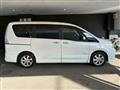 2013 Nissan Serena