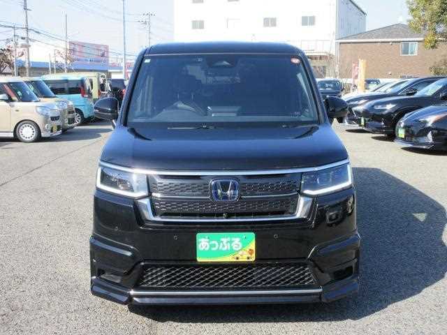 Honda Step WGN 2025 — фото 3 купить в Москве