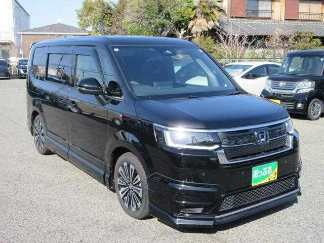 Honda Step WGN 2025 — фото 7 купить в Москве