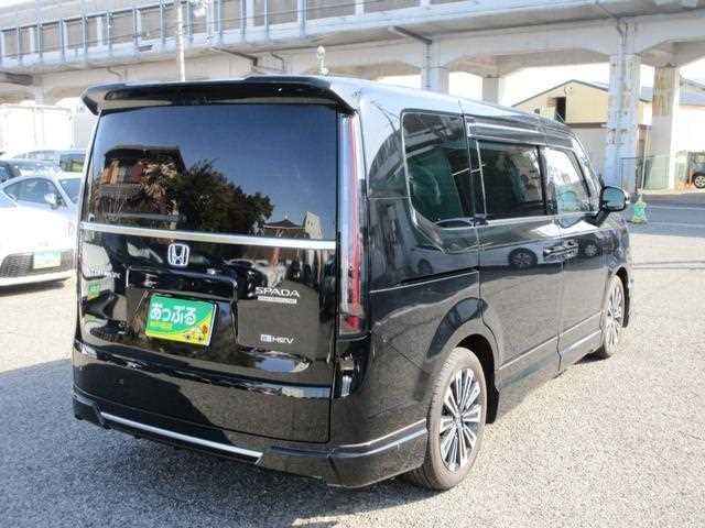 Honda Step WGN 2025 — фото 9 купить в Москве
