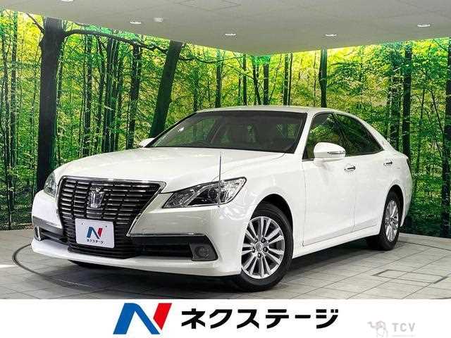 2013 Toyota Crown